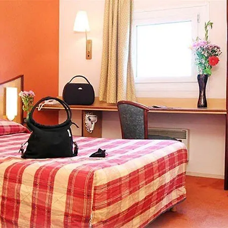 Ibis Styles Paris Ouen 2* 圣旺