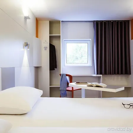 Hotel Ibis Styles Paris Ouen